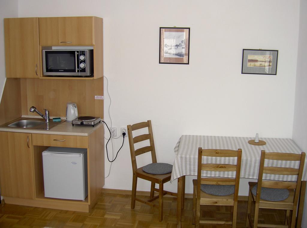 Penzion Chocholousek Trebon Room photo